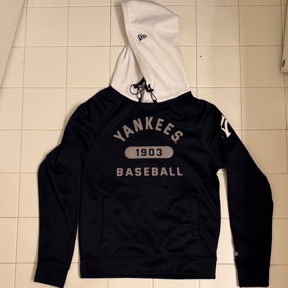 New Era Navy Blue and White Yankees Baseball Sweatshirt